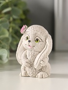 Фигурка гипс «Кролик с цветком», 7×5×4 см, серый  (артикул 10982508)  большой выбор товаров оптом и в розницу по низким ценам с доставкой