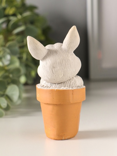 Фигурка гипс «Кролик в горшке», 9×5 см, цветной