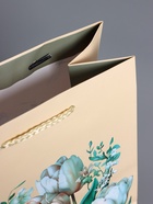 Пакет подарочный ламинированный «Стрекоза», пудровый, 18×22.3×10 см - фото 68978627