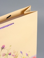 Пакет подарочный ламинированный «Полевые цветы», персиковый с розовым, 33×42.5×10 см - фото 68978819