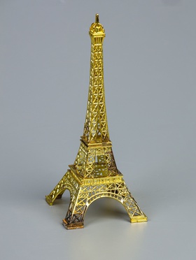 {{photo.Alt || photo.Description || 'УЦЕНКА Сувенир металл "Эйфелева башня" золото 18х7х7 см'}}