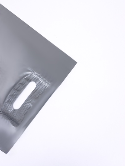 Пакет полиэтиленовый с вырубной ручкой, серебряный 30×40 см, 30 мкм