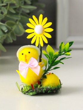 {{photo.Alt || photo.Description || 'УЦЕНКА Сувенир пасхальный "Цыпа и цыпленок на лужайке с одуванчиком" 4,5х6х10,5 см'}}