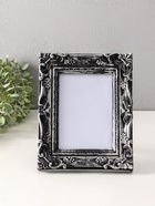 Фоторамка для фото 13×18 см «Узорная», пластик под т. серебро, 19×23.8 см  (артикул 10962752)  большой выбор товаров оптом и в розницу по низким ценам с доставкой