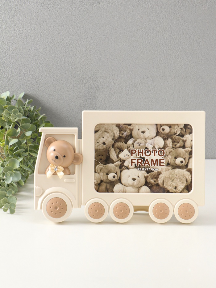 Фоторамка для фото 13×18 см «Мишутка в грузовичке», пластик, бело-бежевый, 3×29.5×19.3 см - Фото 1