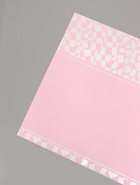 Плёнка флористическая для цветов и букетов, розовая, 57×57 см  (артикул 10949582)  большой выбор товаров оптом и в розницу по низким ценам с доставкой