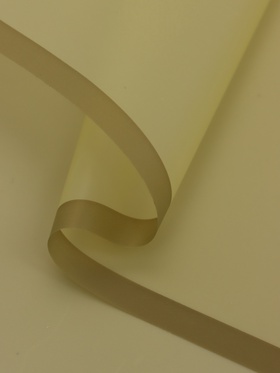 Пленка для цветов и букетов «Полупрозрачная кайма», оливковая, 57×57 см