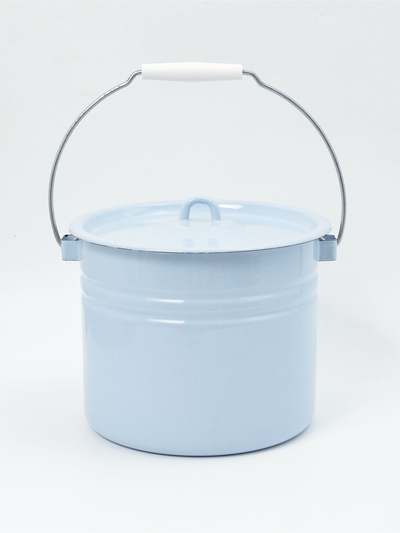 УЦЕНКА Ведро 9 л цельнотянутое с крышкой светлое
