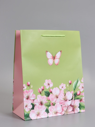 Пакет подарочный ламинированный «Цветы и бабочка», 26×12×32 см