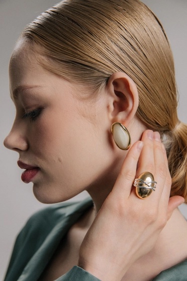 Серьги «Стиль», овал вытянутый, белые в золоте