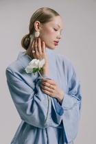 Серьги акрил «Мятые», прозрачные в золоте  (артикул 10938712)  большой выбор товаров оптом и в розницу по низким ценам с доставкой