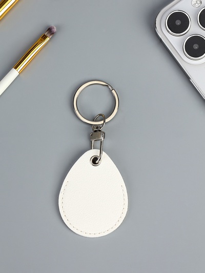Брелок - чехол для магнитных ключей домофона, капля, белый, под нанесение, 4.4×5.5 см