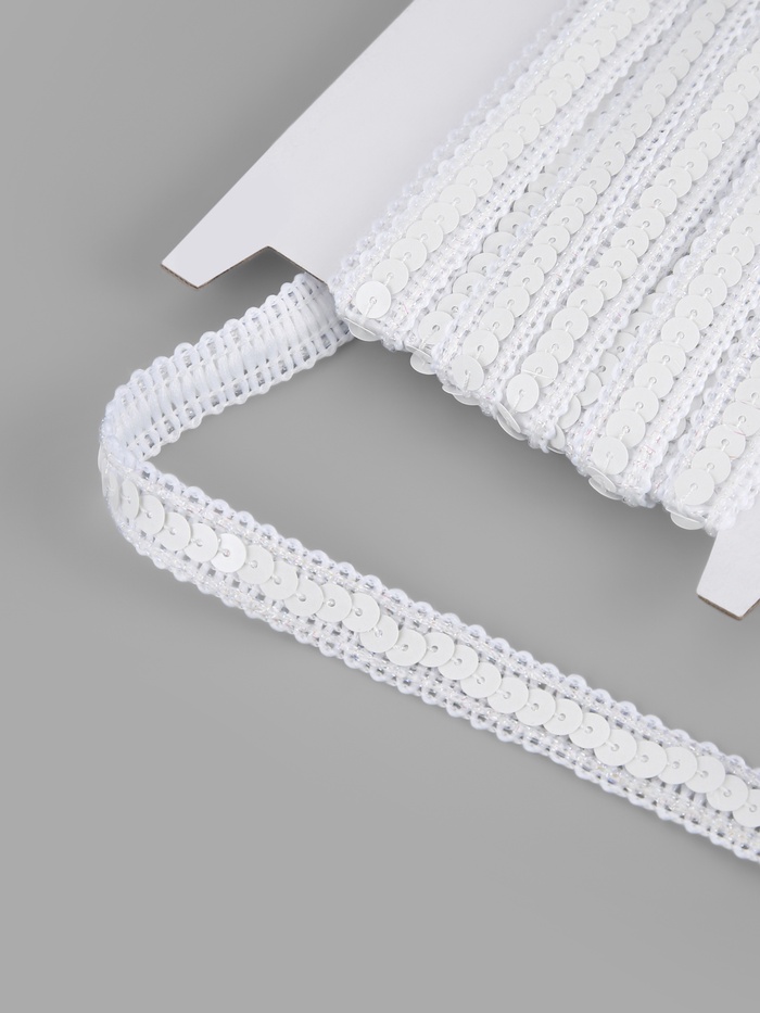 Лента декоративная с пайетками, 12 мм, 9.1 м±0.5 м, белая