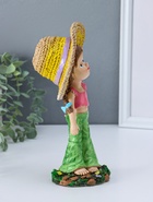 Фигурка полистоун «Малышка в большой соломенной шляпе», 8.5×11.5×24 см - Фото 2