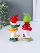 Набор фигурок 2 шт. полистоун «Малыши в длинных колпаках на мухоморах», 4×5.5×14.2 см - Фото 3