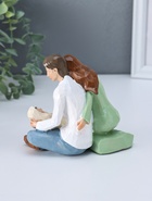 Фигурка полистоун «Молодые родители с малышом», 6.8×13.5×11.5 см - Фото 3