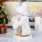 УЦЕНКА Снегурочка "Шик, в бело-золотой шубке и шапке" двигается, 29 см - Фото 2