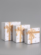 Набор подарочных коробок 3 в 1, прямоугольные с бантом, белый с золотом,19×19×9.8; 17×17×8; 15×15×6.5 см  (артикул 10958785)  большой выбор товаров оптом и в розницу по низким ценам с доставкой