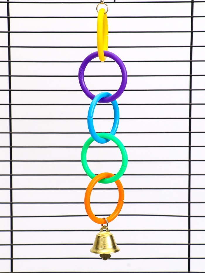 Игрушка для птиц «Разноцветные кольца», пластик, разноцветная