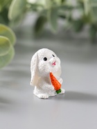 Фигурка полистоун «Белый зайка с бабочкой, морковкой», 1.7×2.3×3 см, МИКС  (артикул 10956811)  большой выбор товаров оптом и в розницу по низким ценам с доставкой