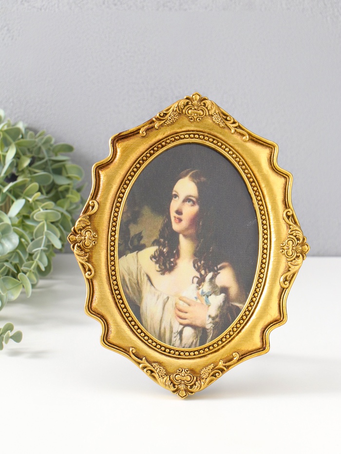 Фоторамка для фото 12×17 см «Фрейлина», полистоун под золото, 1.5×18.5×23.8 см - Фото 1