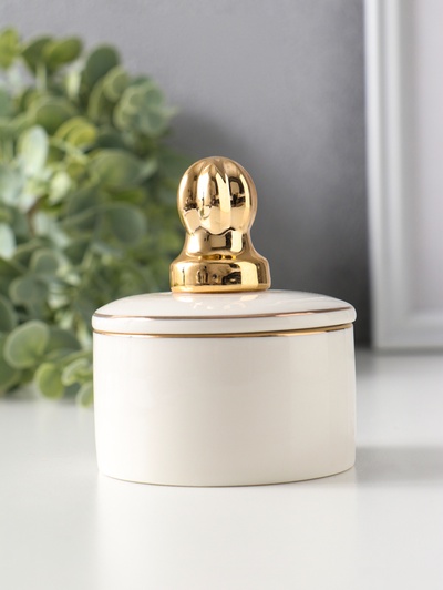 Шкатулка для украшений керамика с золотой линией «Королевская пешка», с крышкой, 7×7×8.5 см