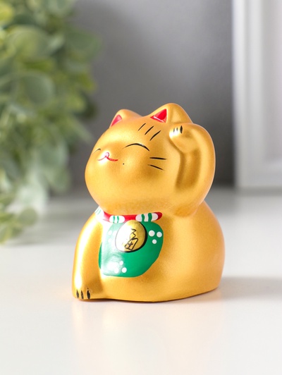 Фигурка керамика «Котик Манэки-нэко золотой», 5.3×7.3×6 см