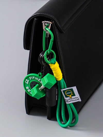 Брелок для ключей на кольце с карабином «Гантеля, диск и бутылка», на рюкзак, сумку, зелёный, 14.5×4.5×2.2 см