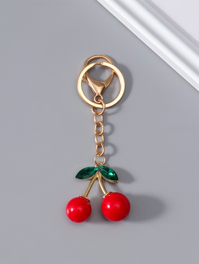 Брелок для ключей на кольце с карабином «Вишенки с листьями», 9×4×1.7 см