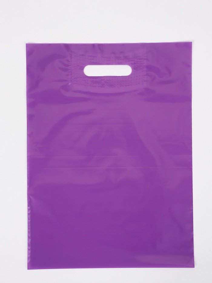 Пакет полиэтиленовый с вырубной ручкой, Фиолетовый 30-40 См, 70 мкм