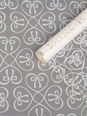 Плёнка для цветов «Бантики», прозрачная/белая, 0.6×9.3±5% м, 40 мкм, 200 г