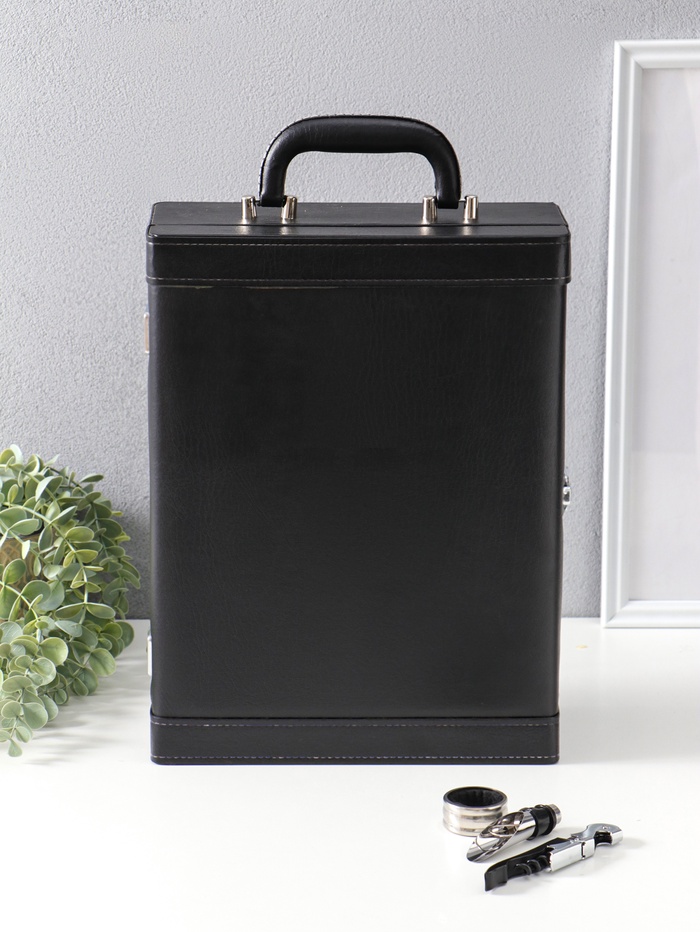 Шкатулка подарочная под 2 бутылки «Гладкая кожа» и набор 3 предмета, чёрная, 35×26.5×12 см - Фото 1