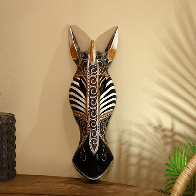 УЦЕНКА Маска "Зебра" албезия 55 см +/- 5 см