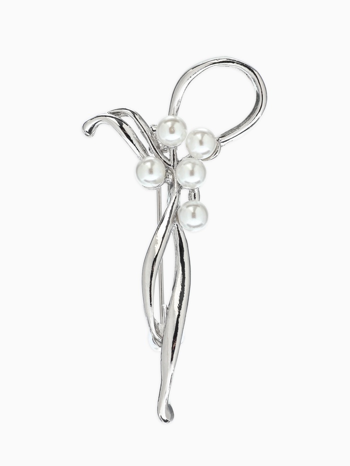 Брошь «Бантик с жемчугом», белая в серебре