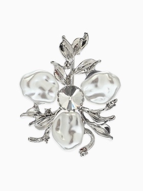 Брошь «Цветочек роскошный жемчуг», белая в серебре