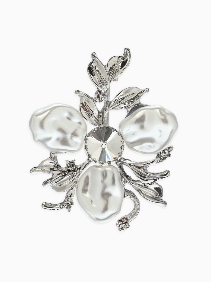 Брошь «Цветочек роскошный жемчуг», белая в серебре