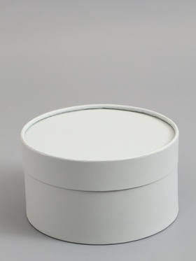 Подарочная коробка круглая, пыльно-серый, завальцованная без окна, 18×10 см