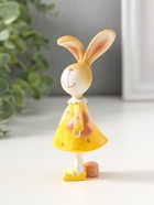 Фигурка полистоун «Зайка в жёлтом платьице, с розовым сердечком», 12.5 см  (артикул 10927824)  большой выбор товаров оптом и в розницу по низким ценам с доставкой