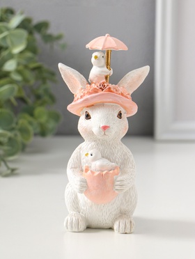 Фигурка полистоун «Белая зайка в розовой цветочной шляпке с зонтиком и цыплятами», 14.5 см