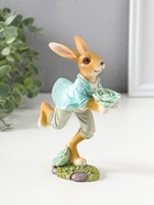 Фигурка полистоун «Зайчик в голубом пиджаке с декоративной капустой», 15 см  (артикул 10927841)  большой выбор товаров оптом и в розницу по низким ценам с доставкой