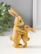 Фигурка полистоун «Мама зайка в цветочном венке обнимает малыша», 15 см  (артикул 10927848)  большой выбор товаров оптом и в розницу по низким ценам с доставкой