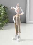 Фигурка полистоун «Зайчик в сером комбинезоне, со шляпой, лопатой», 19.5 см  (артикул 10927854)  большой выбор товаров оптом и в розницу по низким ценам с доставкой