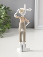 Фигурка полистоун «Зайчик в сером комбинезоне, со шляпой, лопатой», 19.5 см  (артикул 10927854)  большой выбор товаров оптом и в розницу по низким ценам с доставкой