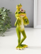 Фигура полистоун «Лягушонок с розовым лотосом, посадил малыша на шею», 21.5 см - Фото 2