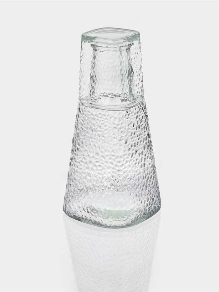 Графин со стаканом 