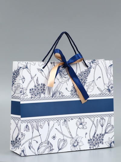 Пакет подарочный ламинированный «Цветы», мрамор, с бантом, 35×30×10 см