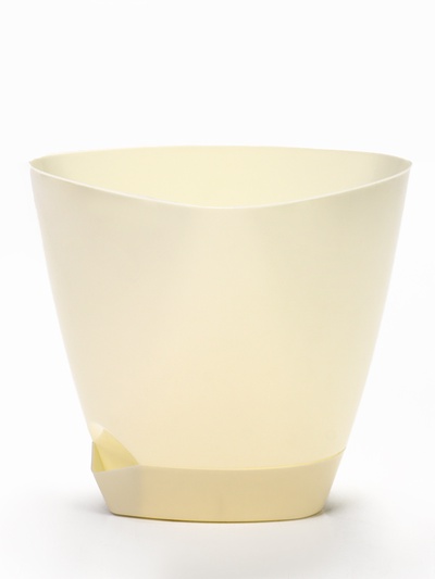 Горшок для цветов «Элеганс», 4 л, d=22 см, h=20 см, пластиковый, с прикорневым поливом, цвет молочный