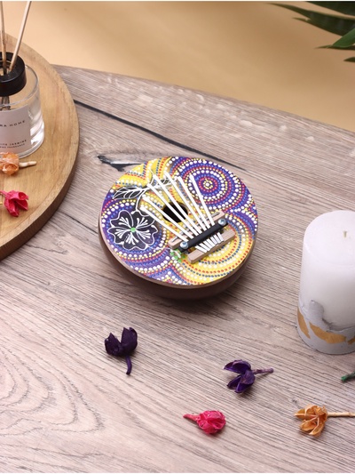 УЦЕНКА Сувенирный музыкальный инструмент «Калимба» кокос, 15×15×7 см