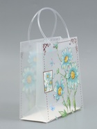 Пакет подарочный прозрачный «Ромашки-васильки», 22×10×24 см  (артикул 10957232)  большой выбор товаров оптом и в розницу по низким ценам с доставкой