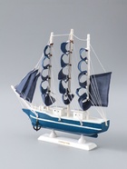 УЦЕНКА Корабль сувенирный средний «Калева», борта синие с белой полосой, паруса синие, 30х7х32 см 41 - Фото 3